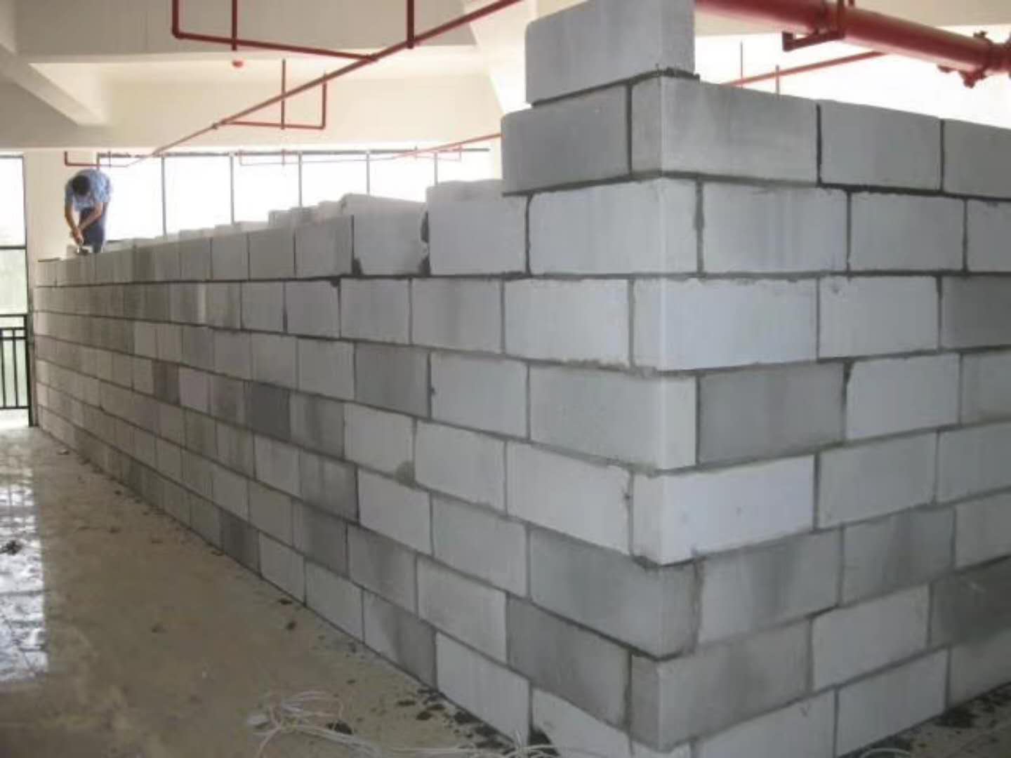 咸宁蒸压加气混凝土砌块承重墙静力和抗震性能的研究